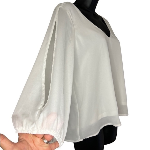 LULUS Daily Romance Ivory Long Sleeve Top with Slit Sleeves / Medium / NWOT - Picture 2 of 9